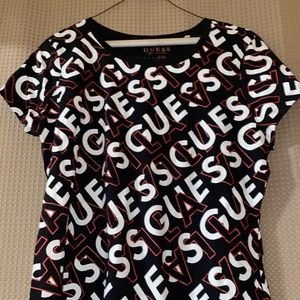 Women’s guess T-shirt